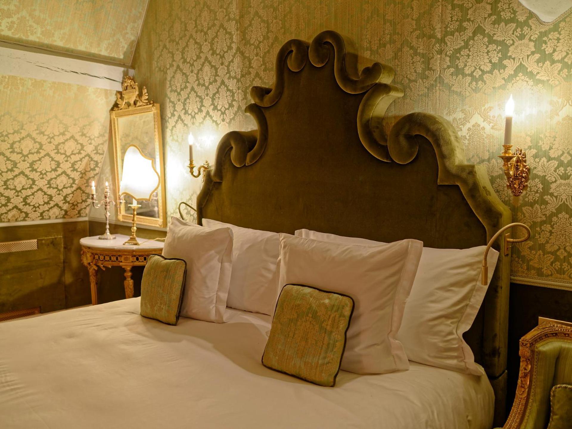 Hotel Château Louise De La Vallière